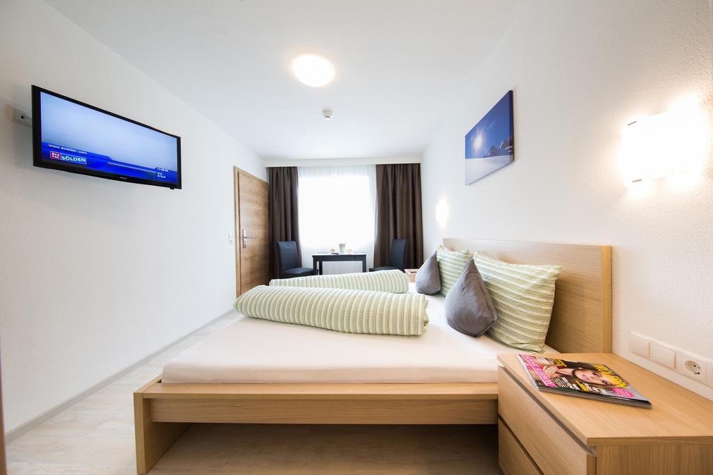 Haus Luigi Apartman Sölden Szoba fotó